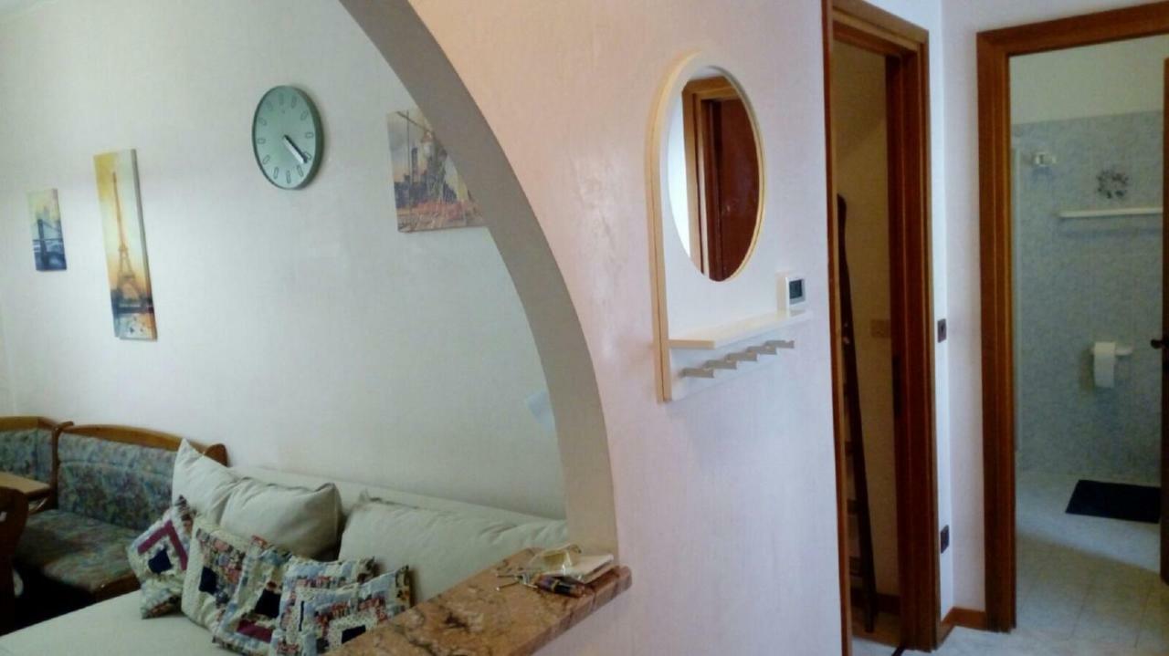 Appartamento Perco Riva Slataper Grado Luaran gambar
