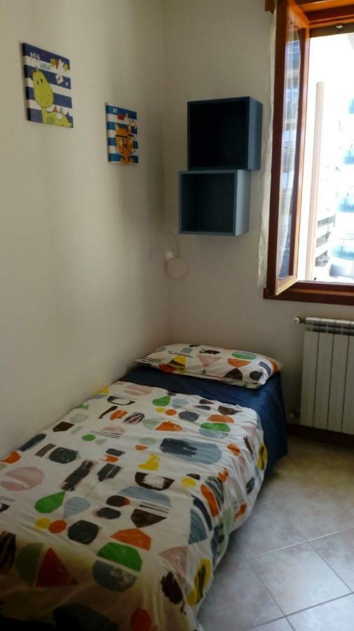 Appartamento Perco Riva Slataper Grado Luaran gambar